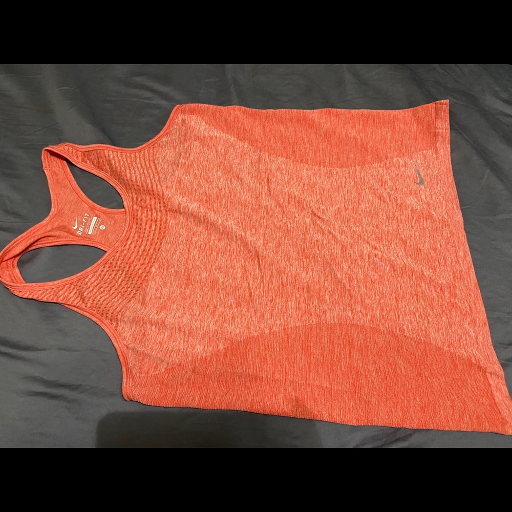 Nike running top